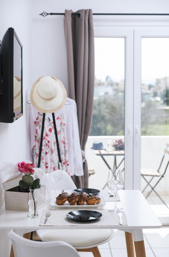 Ermis Luxury Suites & Apartments Amoudara  ภายนอก รูปภาพ